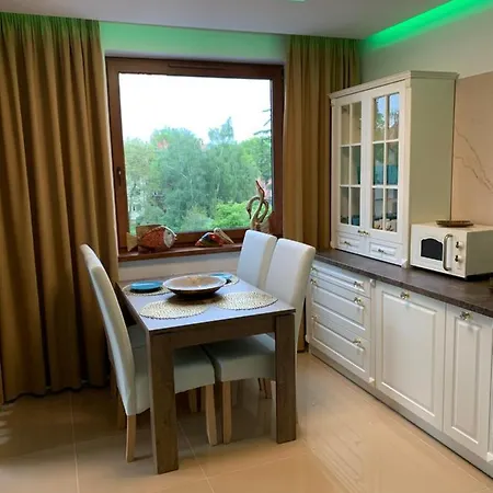 Apartament - Place *